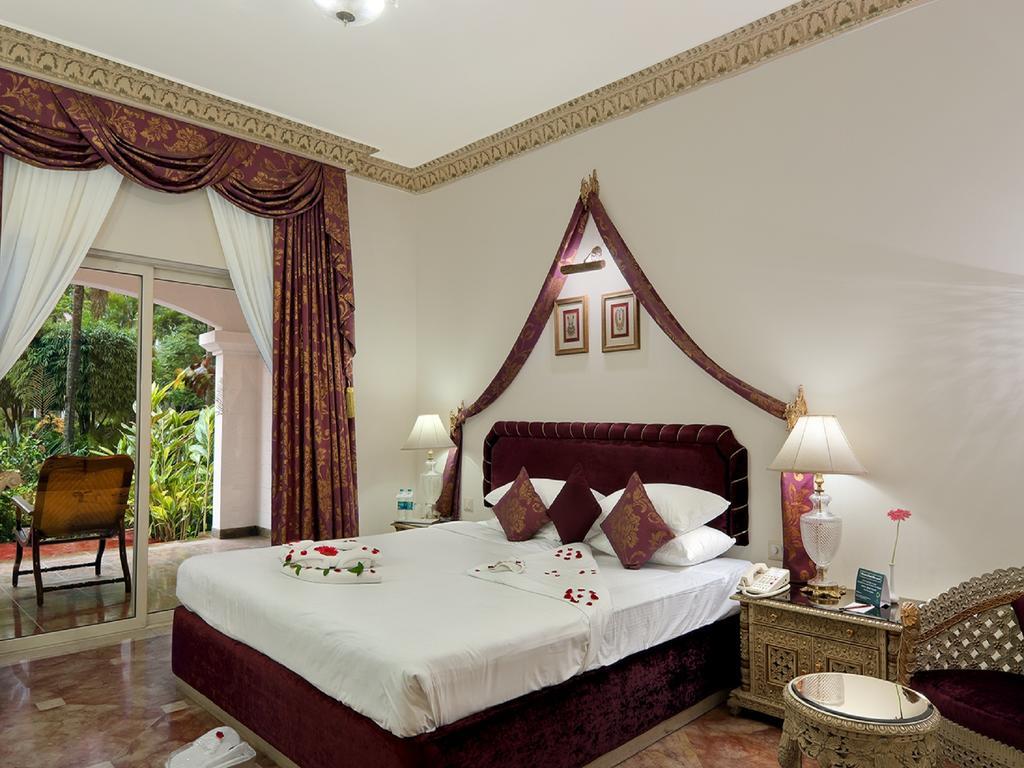The Golden Palms Hotel & Spa Chik Banavar Ngoại thất bức ảnh