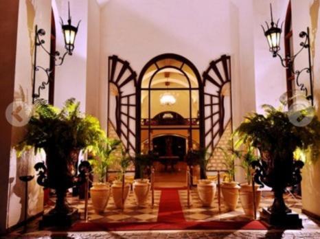 The Golden Palms Hotel & Spa Chik Banavar Ngoại thất bức ảnh